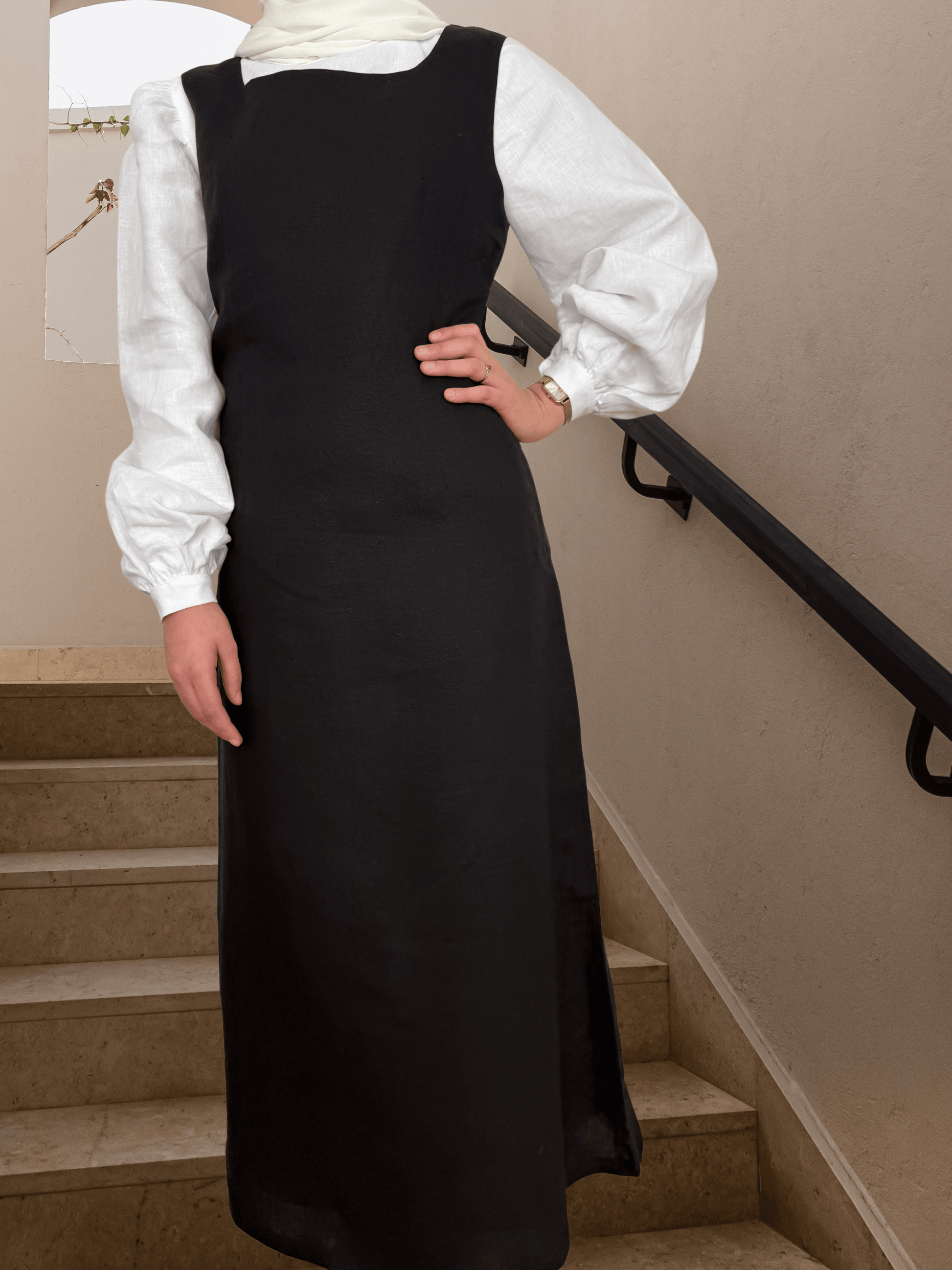 robe-longue-noire-en-lin-doublee